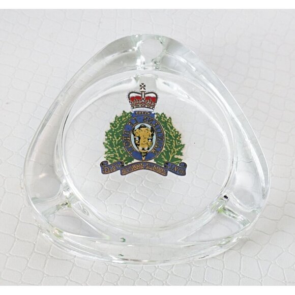4 RCMP Ashtrays 1873 - 1973 Glass Royal Mounted Police Boxed Set Tobacciana - Picture 5 of 6